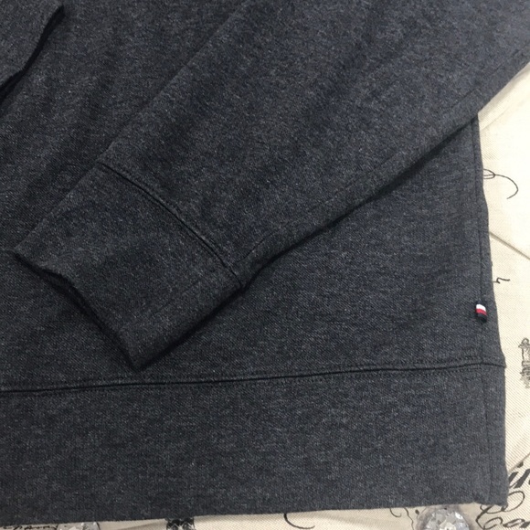 🎁 Tommy Hilfiger Mens 1/4 Zip Mockneck Sweatshirt - Picture 5 of 9